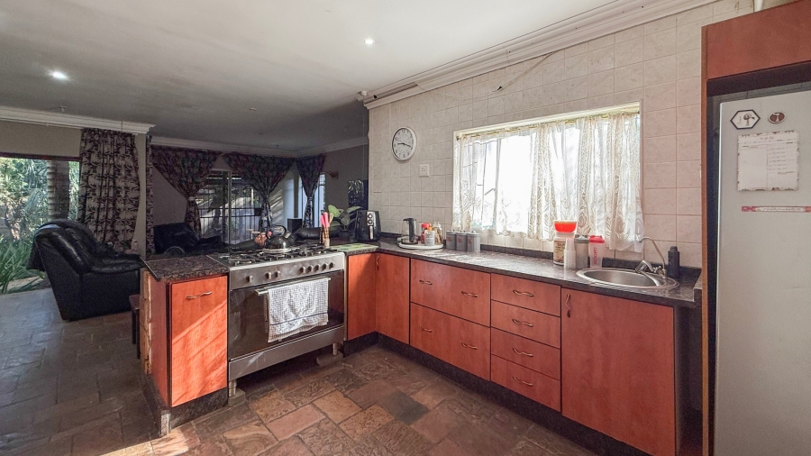 4 Bedroom Property for Sale in Melodie North West
